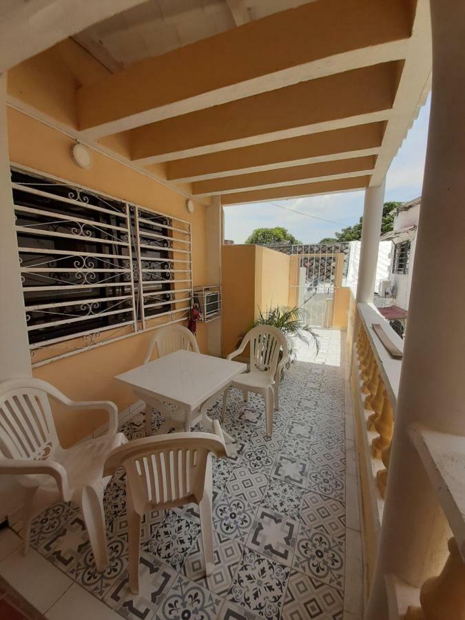 Отель Casa Francia Картахена Экстерьер фото